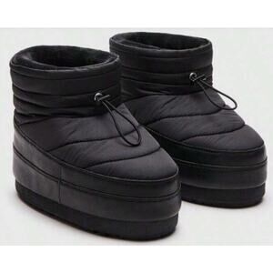 Steve Madden Women's Black Mercy‎ Ankle Boot Size 9.5 (Measured)